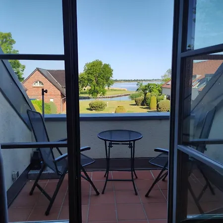 Apartment Seeadler Mit Balkon Dewichow Exterior photo