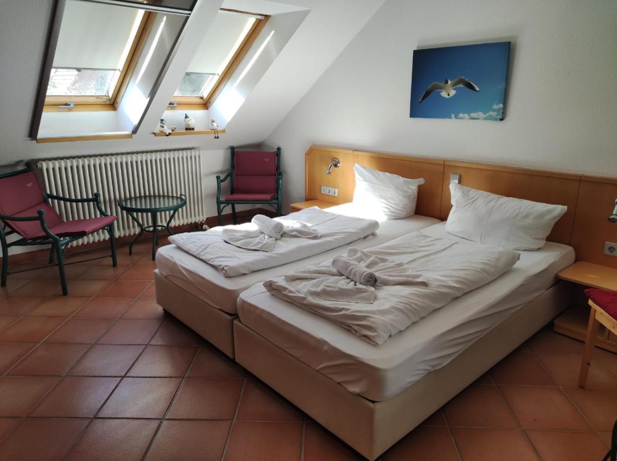 Seeadler Mit Balkon Dewichow